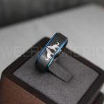 Howling Wolves Ring, Wolf Ring, Couple Wedding Rings, Couple Rings, Wolves Ring, Wolf Howl Ring, Black Wedding Bands, Matching Wedding Rings - Image 4