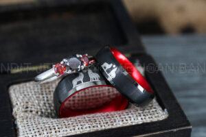 Howling Wolves Ring, Wolf Ring, Couple Wedding Rings, Couple Rings, Wolves Ring, Wolf Howl Ring, Black Wedding Bands, Matching Wedding Rings