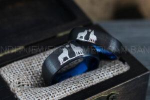 Howling Wolves Ring, Wolf Ring, Couple Wedding Rings, Couple Rings, Wolves Ring, Wolf Howl Ring, Black Wedding Bands, Matching Wedding Rings