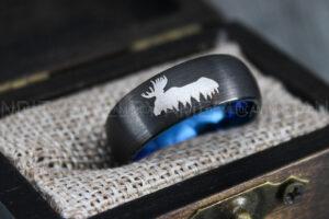 Moose Hunting Ring, Moose Tracks Wedding, Moose Hunting Jewelry, Black Tungsten Ring, Black Wedding Band, Hunting Jewelry, Moose Tracks Wedding Ring